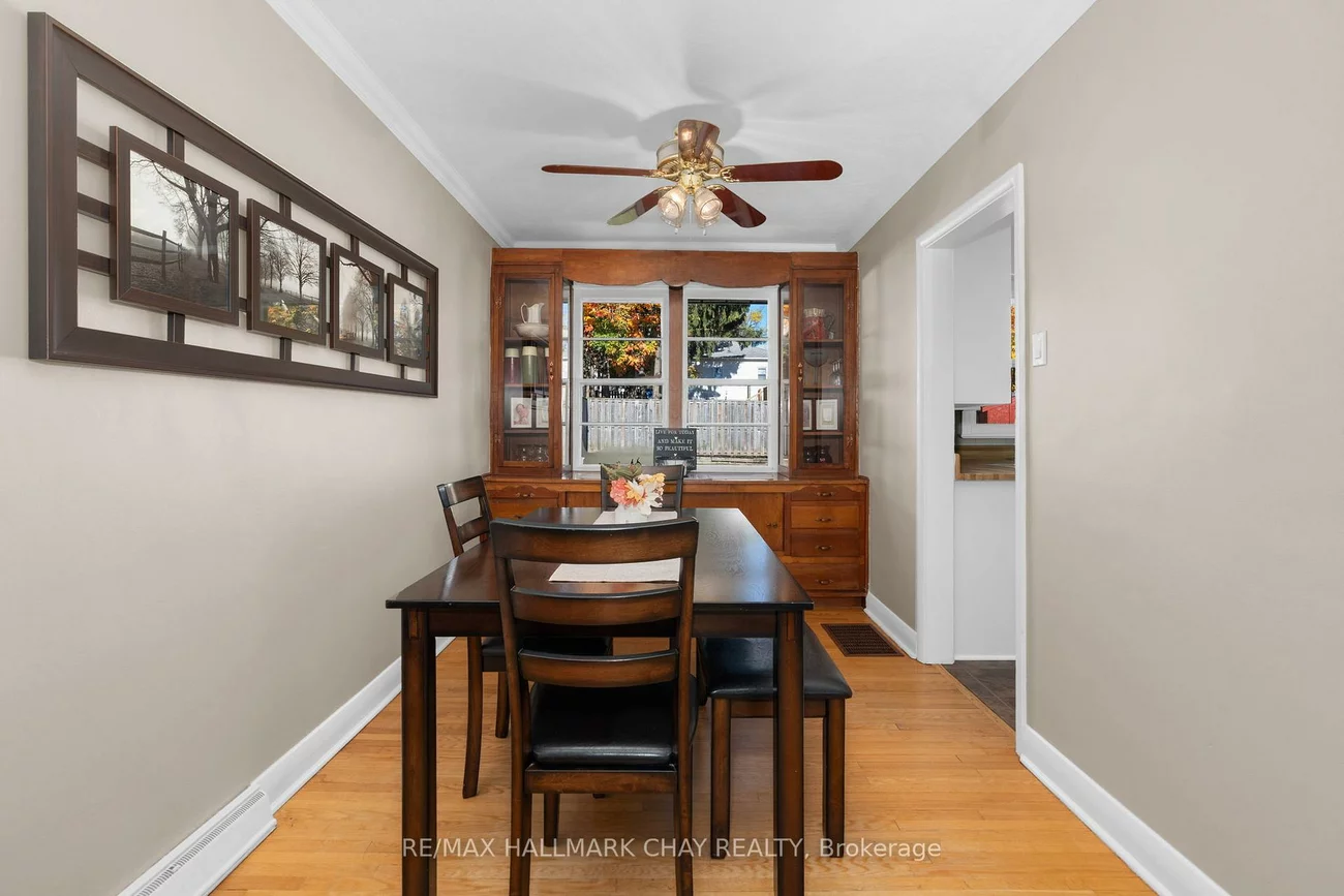 36, Grove, Wellington, Barrie