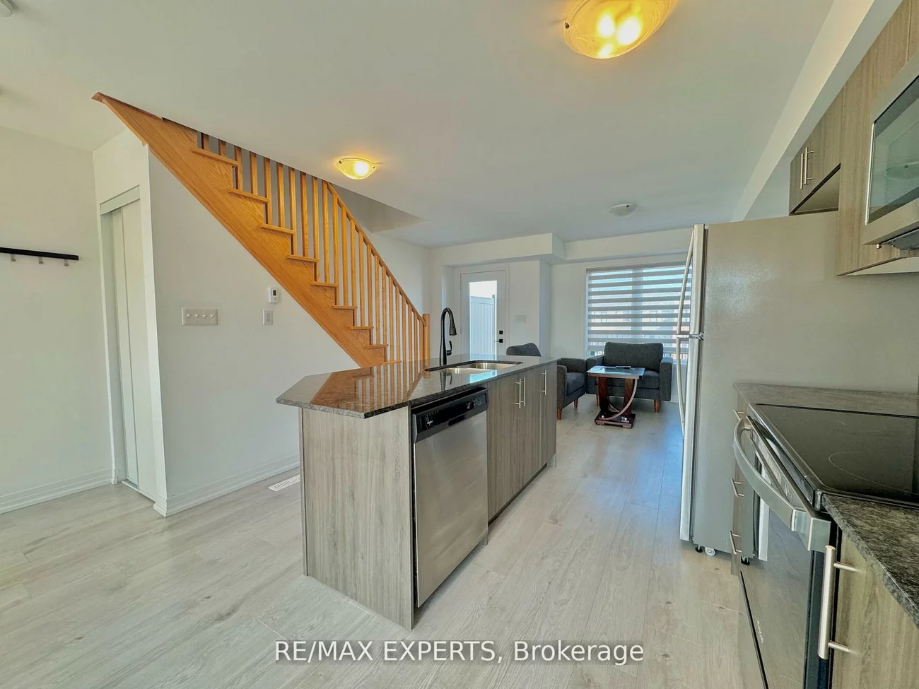 67, Fairlane, Painswick South, Barrie