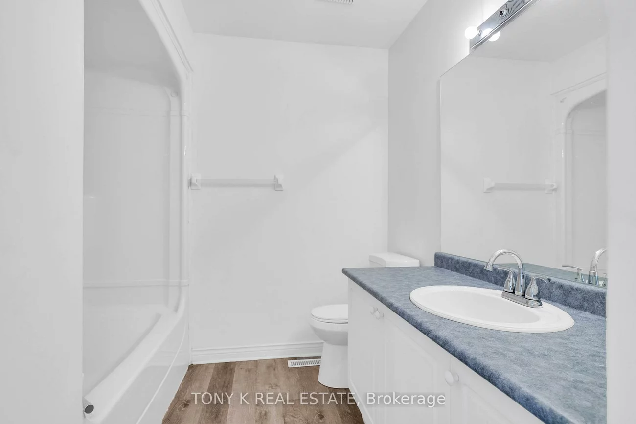 108, Kingsridge, Bayshore, Barrie