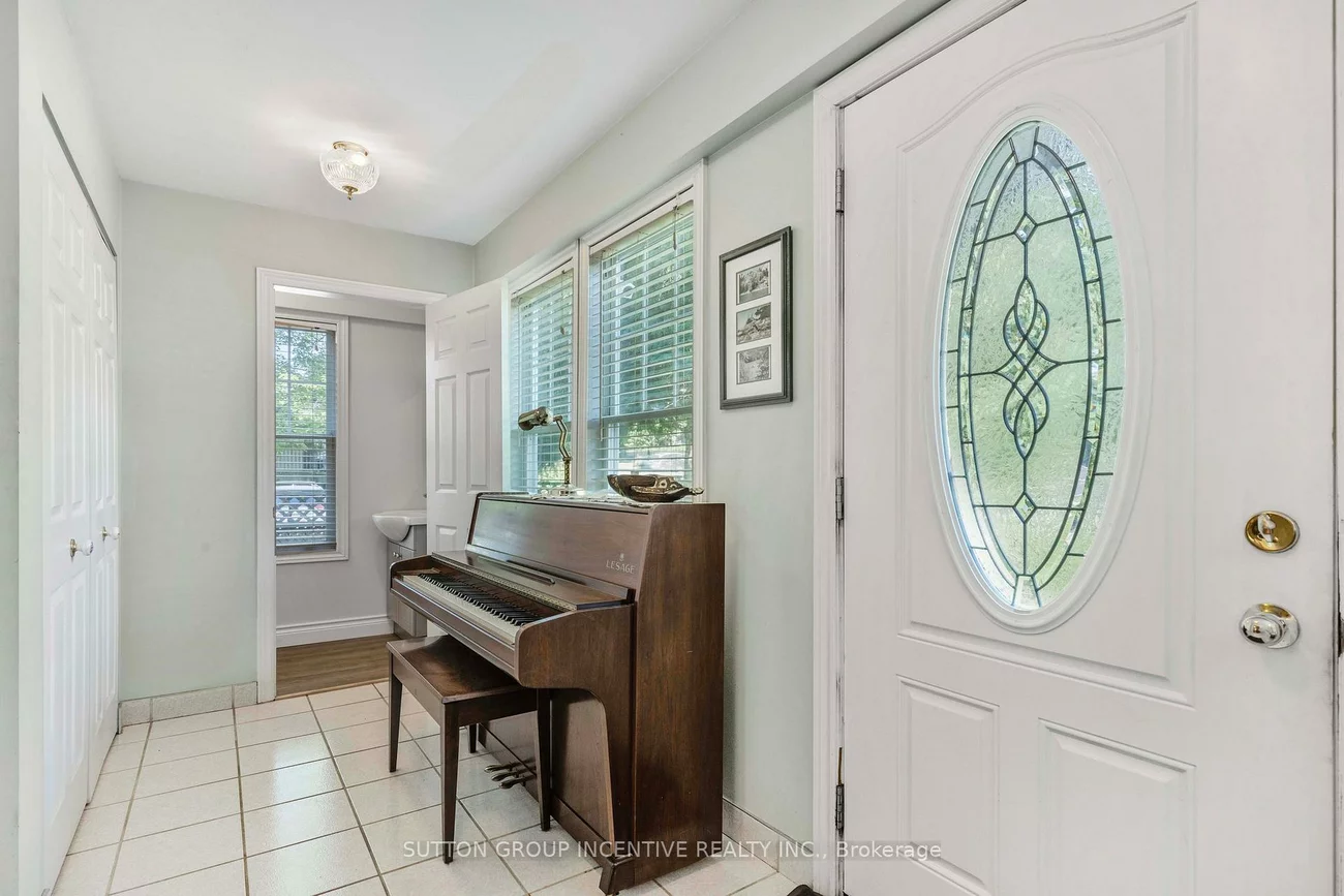 149, Blake, North Shore, Barrie