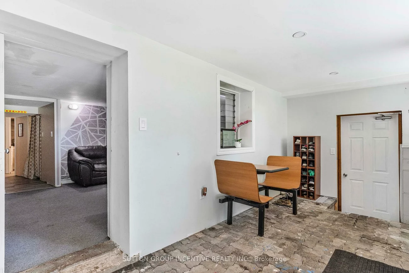 149, Blake, North Shore, Barrie