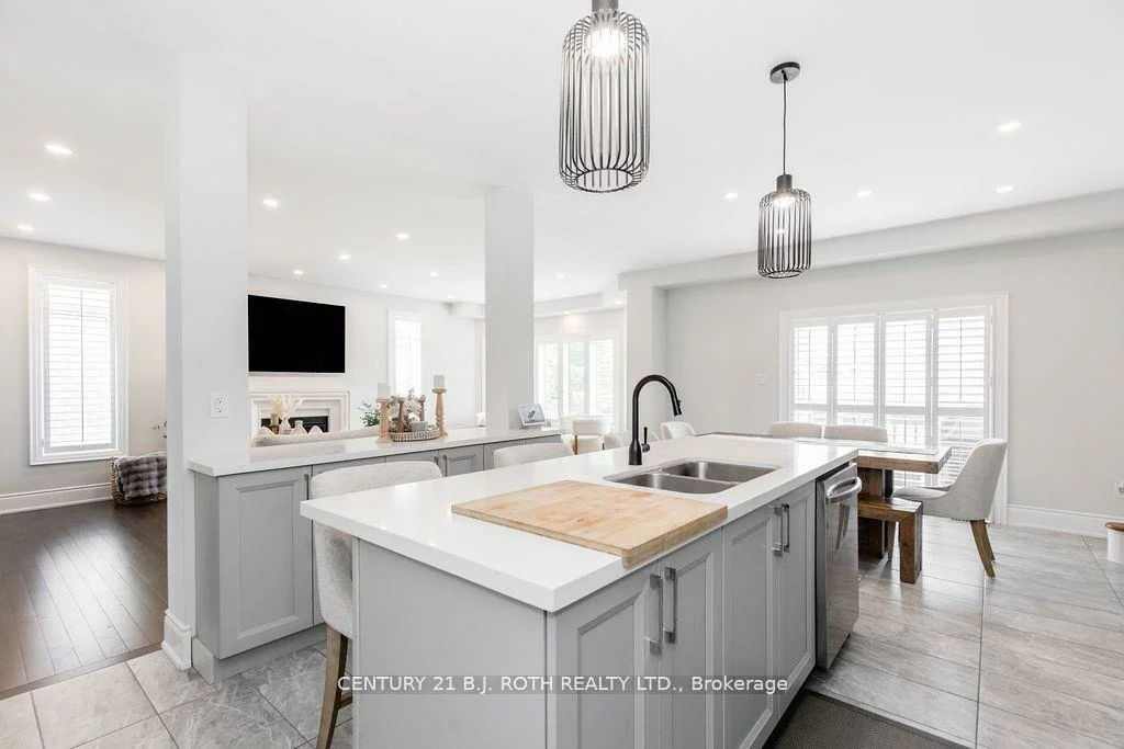 20, WESTMINSTER, Innis-Shore, Barrie