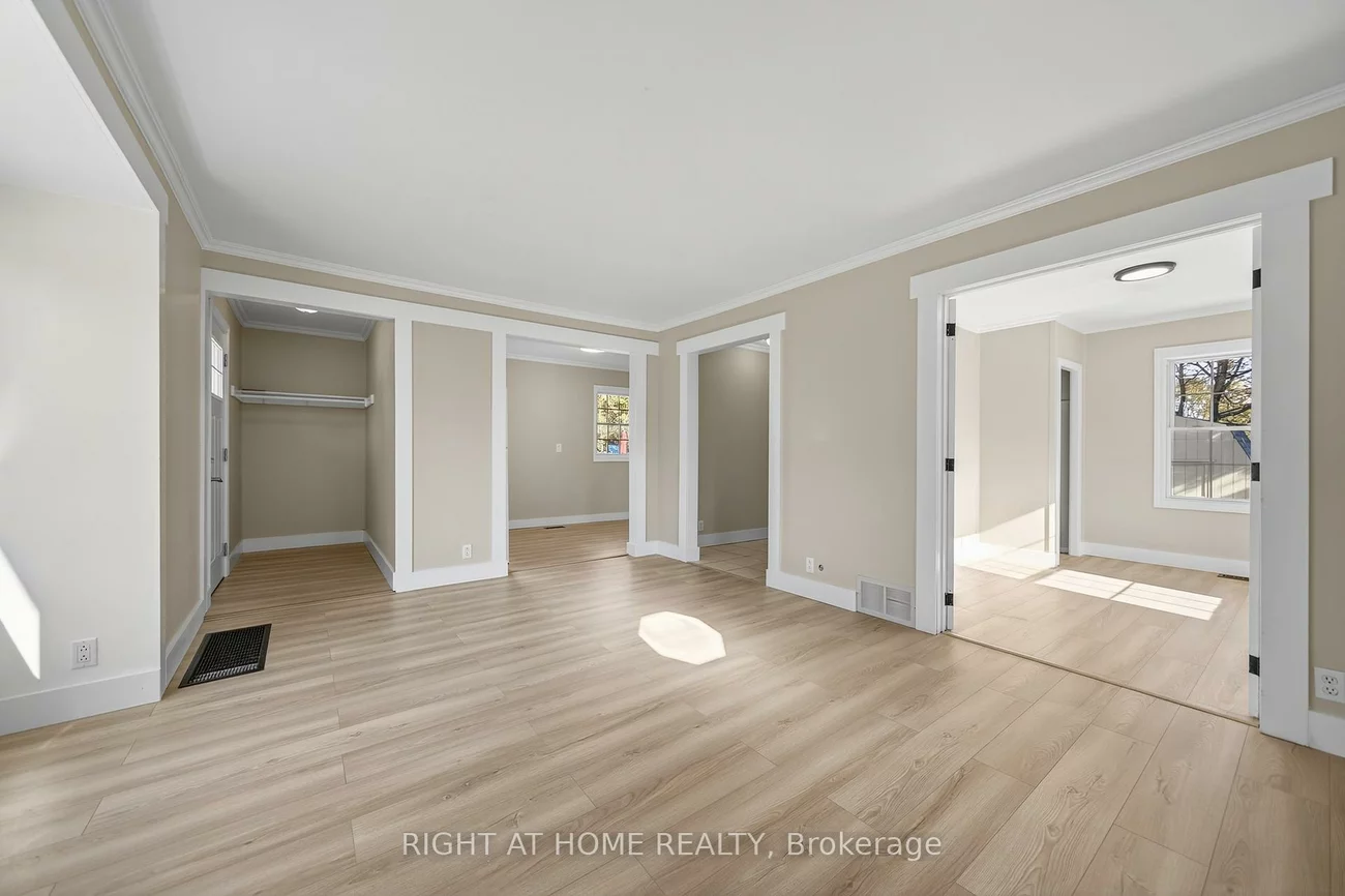 11, Newton, Wellington, Barrie