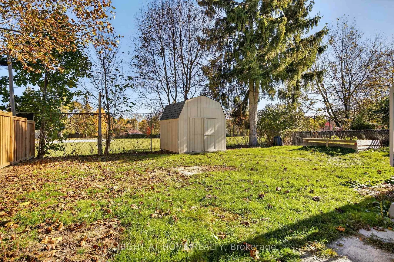 11, Newton, Wellington, Barrie