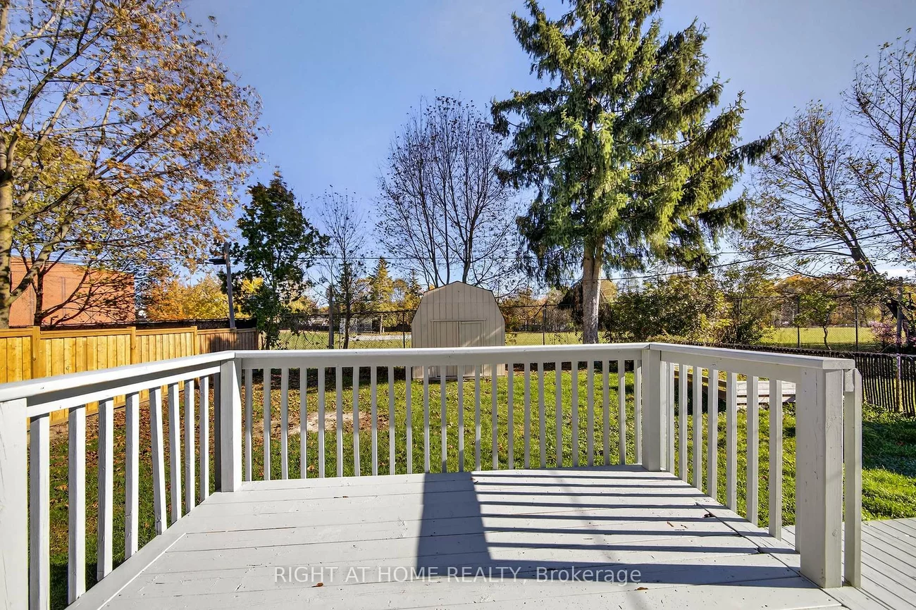 11, Newton, Wellington, Barrie