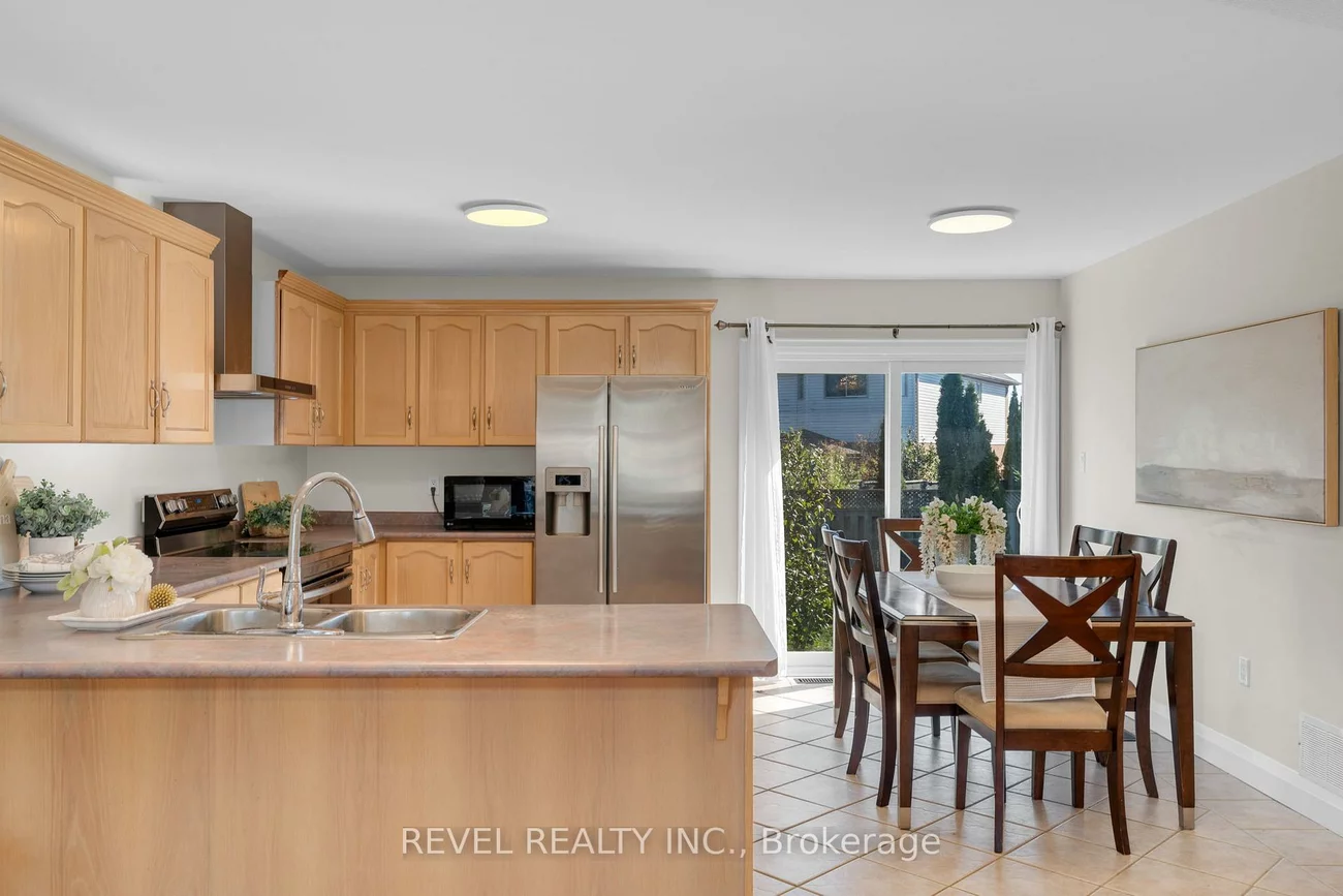 77, Marsellus, Holly, Barrie