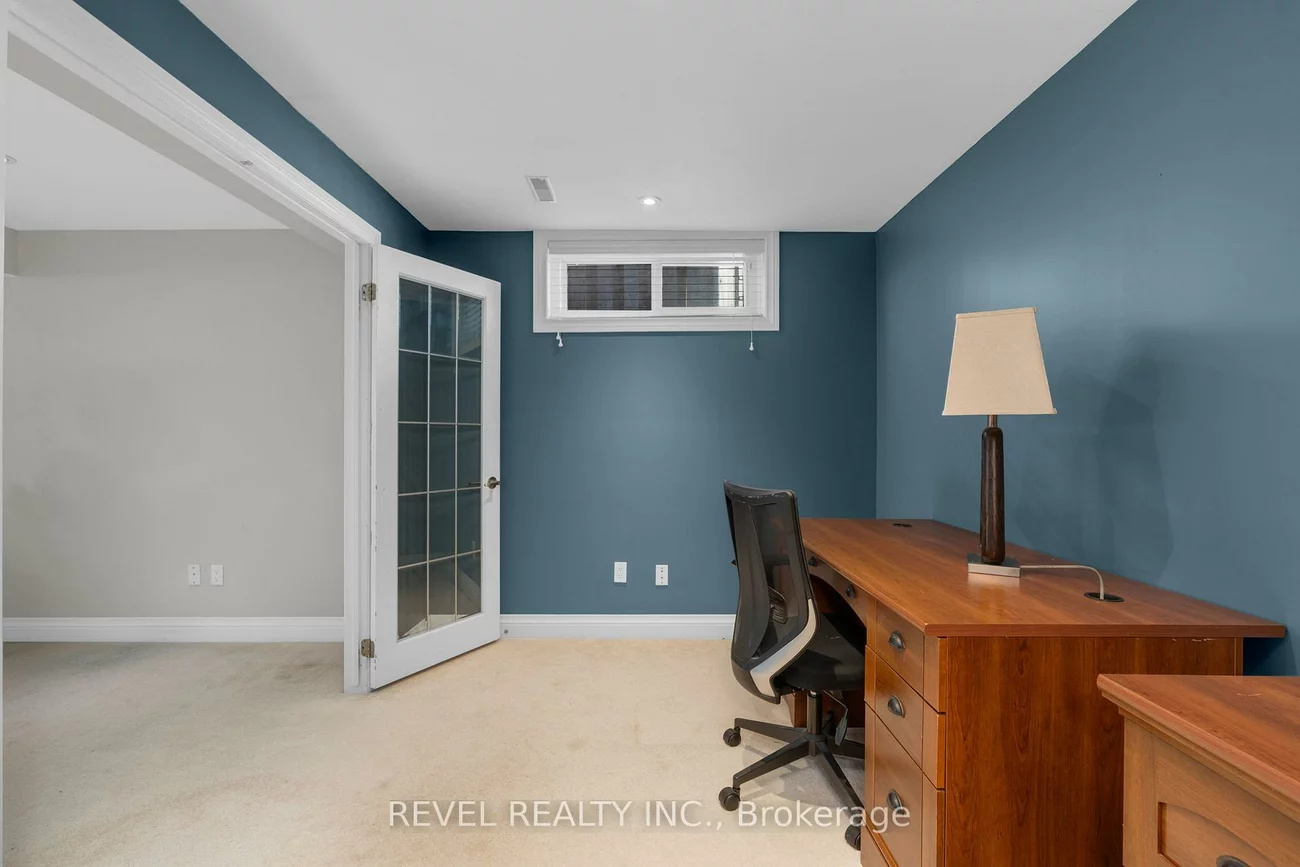 77, Marsellus, Holly, Barrie