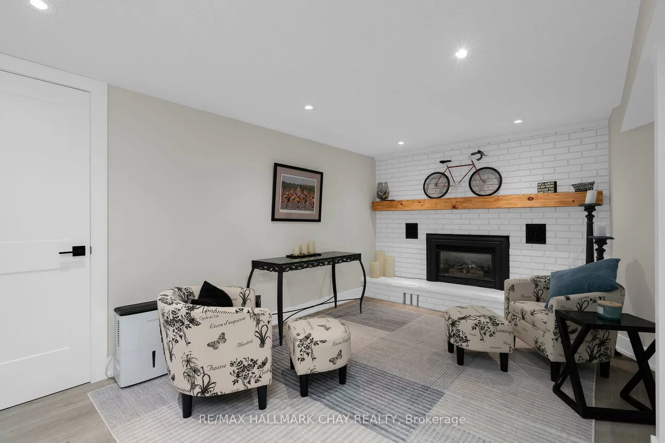 15, Bothwell, Wellington, Barrie