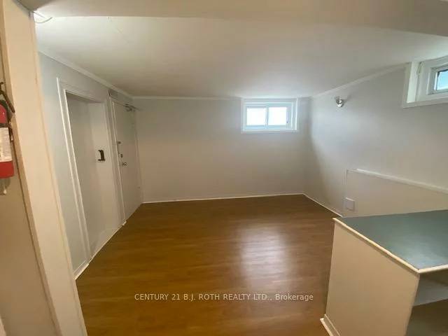 156, Dunlop, City Centre, Barrie