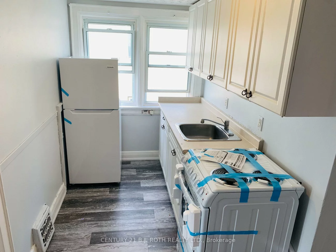 156, Dunlop, City Centre, Barrie