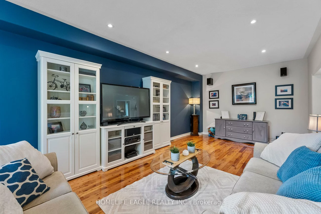 14, Rebecca, Painswick South, Barrie