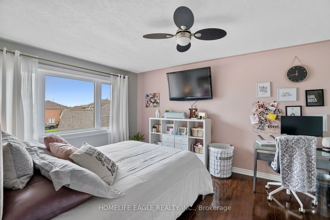 14, Rebecca, Painswick South, Barrie