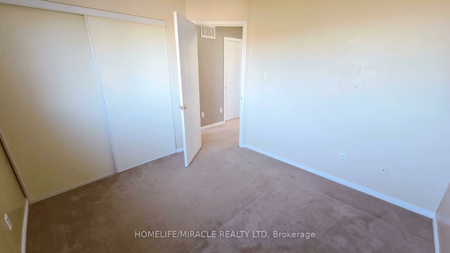 12, Gore, Ardagh, Barrie