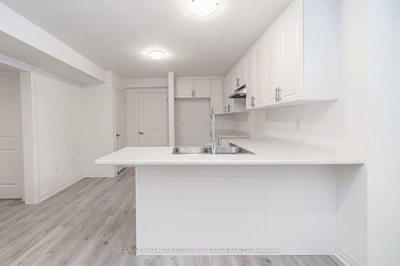 112, West Oak, Rural Barrie Southeast, Barrie