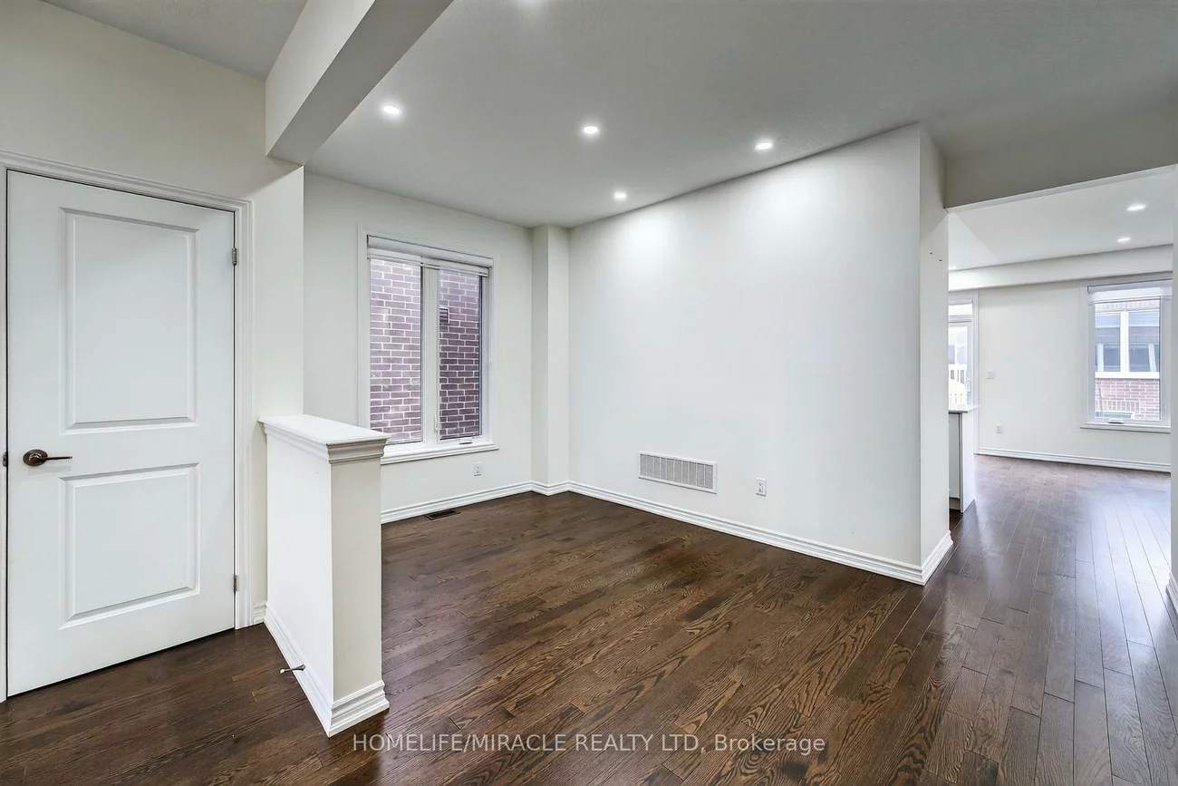 11, Phoenix, Rural Barrie Southeast, Barrie