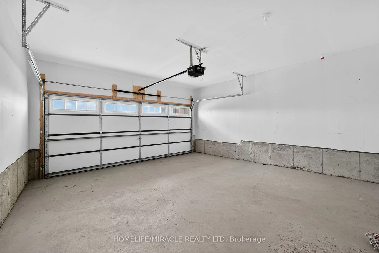 11, Phoenix, Rural Barrie Southeast, Barrie