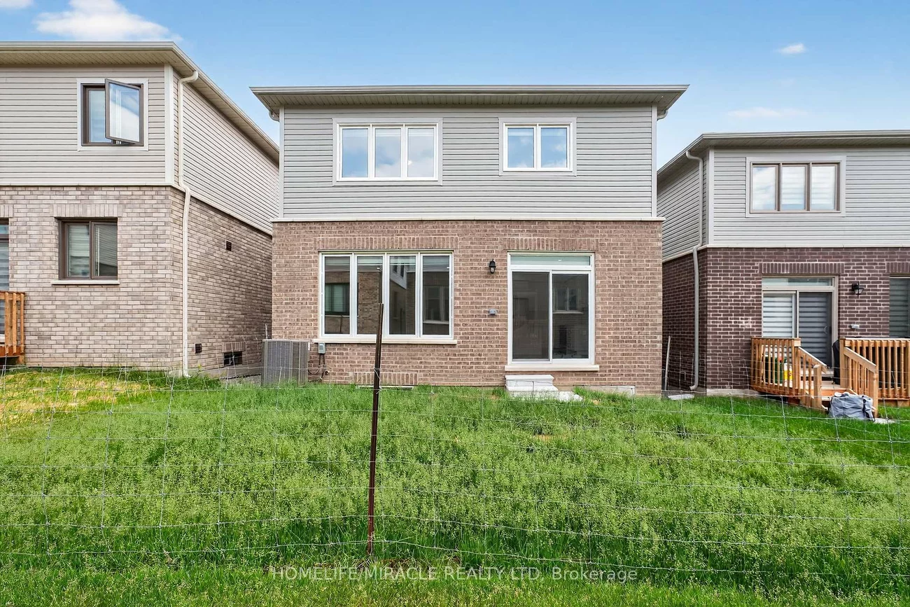 11, Phoenix, Rural Barrie Southeast, Barrie