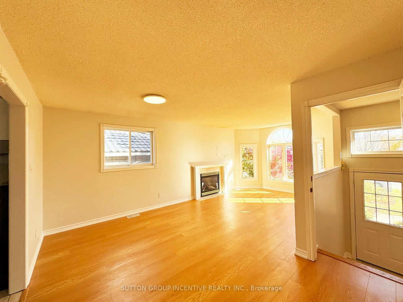 18, Forest Dale, Little Lake, Barrie