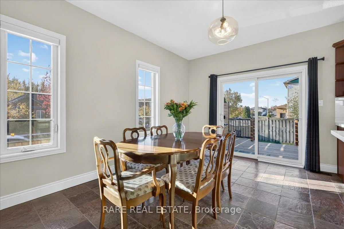 2, Mailey, Edgehill Drive, Barrie