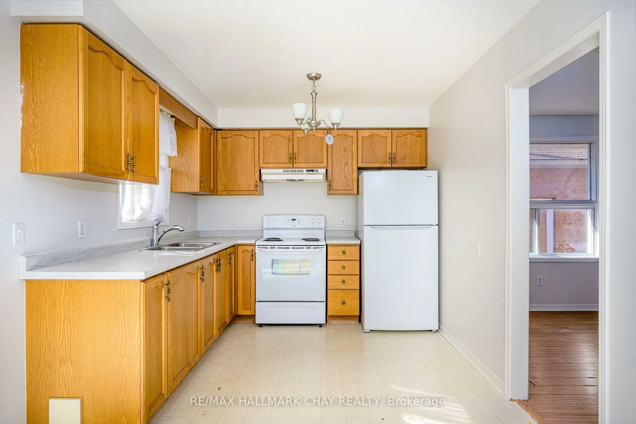 197, Livingstone, Sunnidale, Barrie