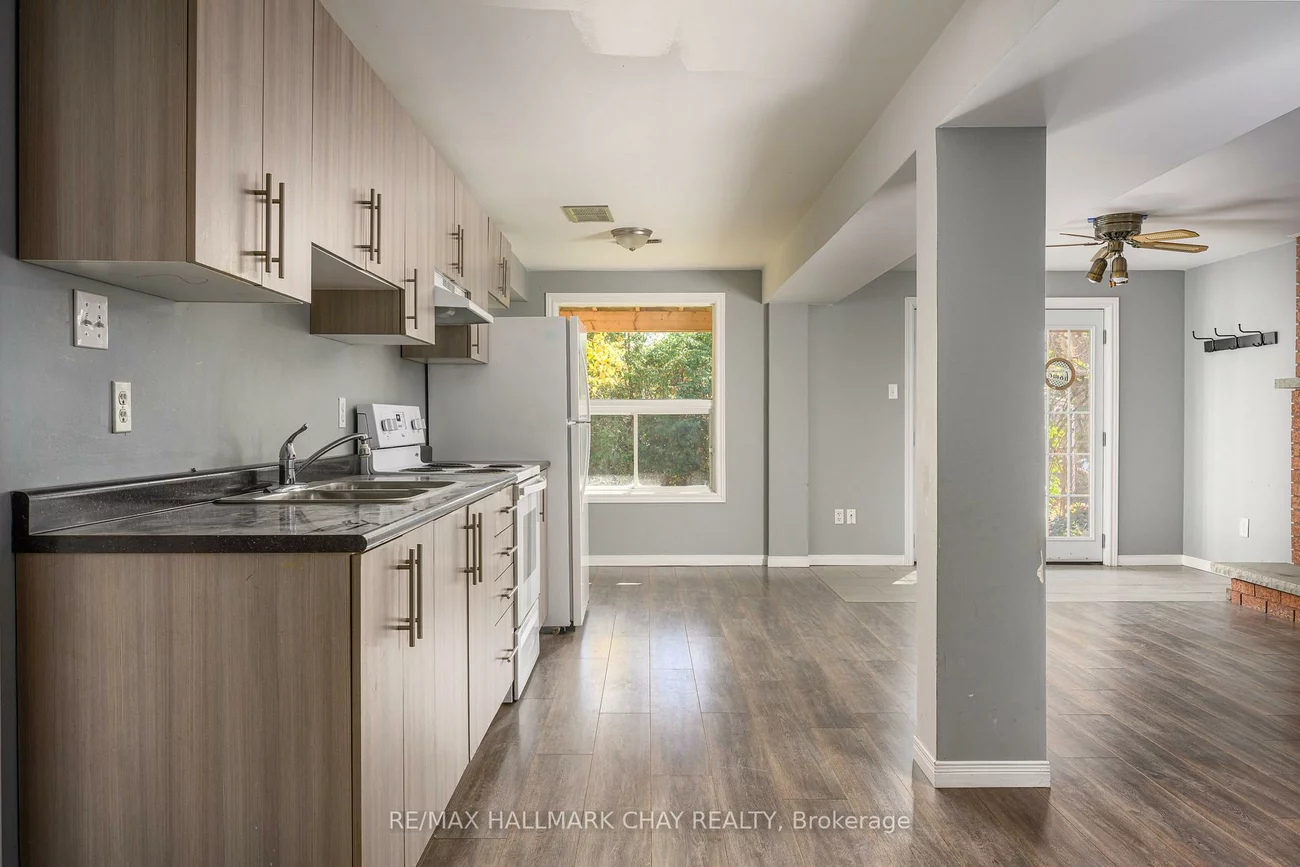 197, Livingstone, Sunnidale, Barrie