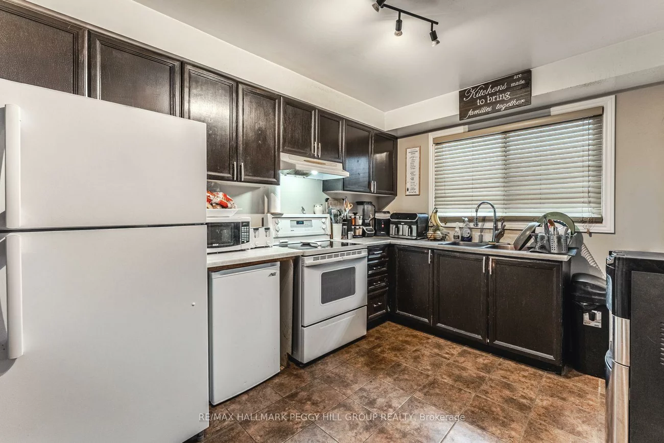 69, Fox, Letitia Heights, Barrie