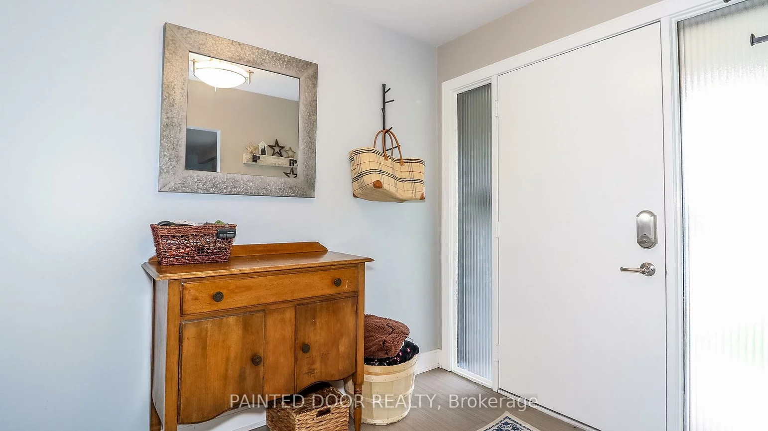 14, Steel, Grove East, Barrie