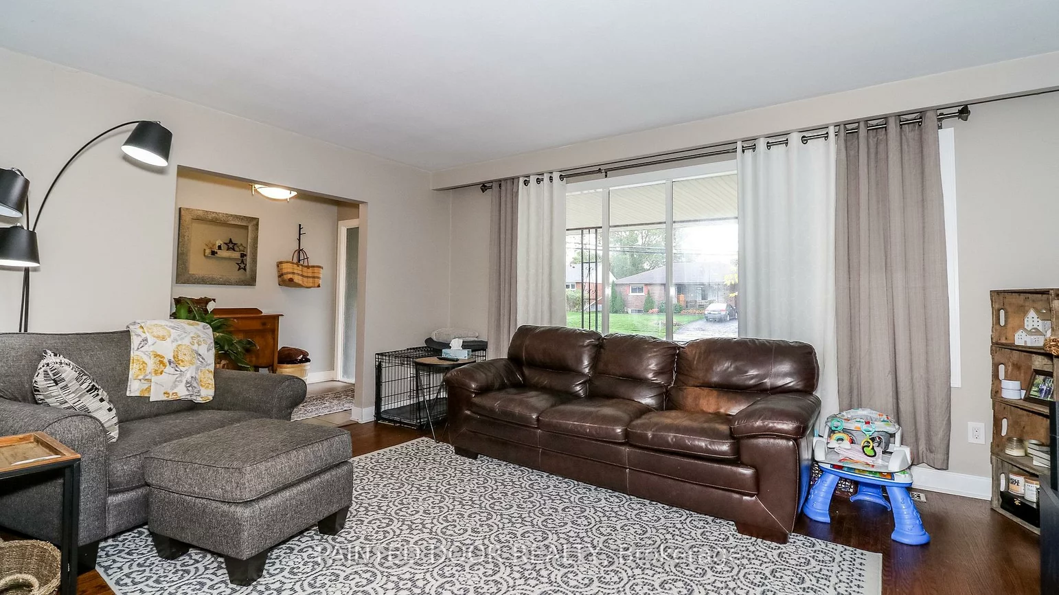 14, Steel, Grove East, Barrie