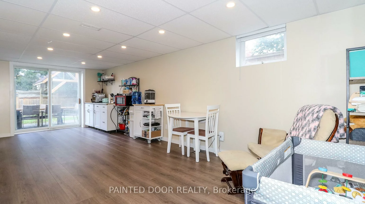 14, Steel, Grove East, Barrie