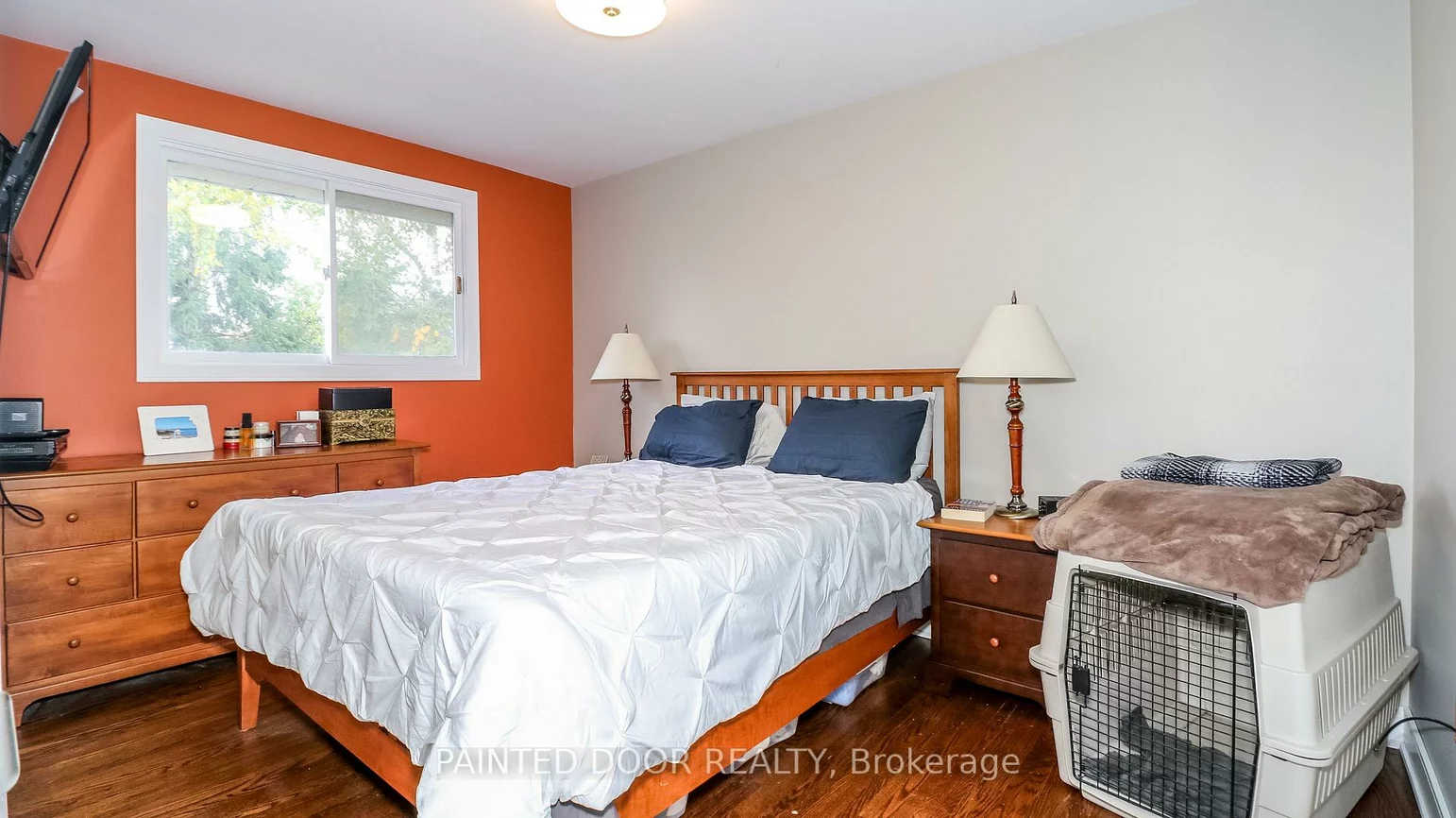 14, Steel, Grove East, Barrie