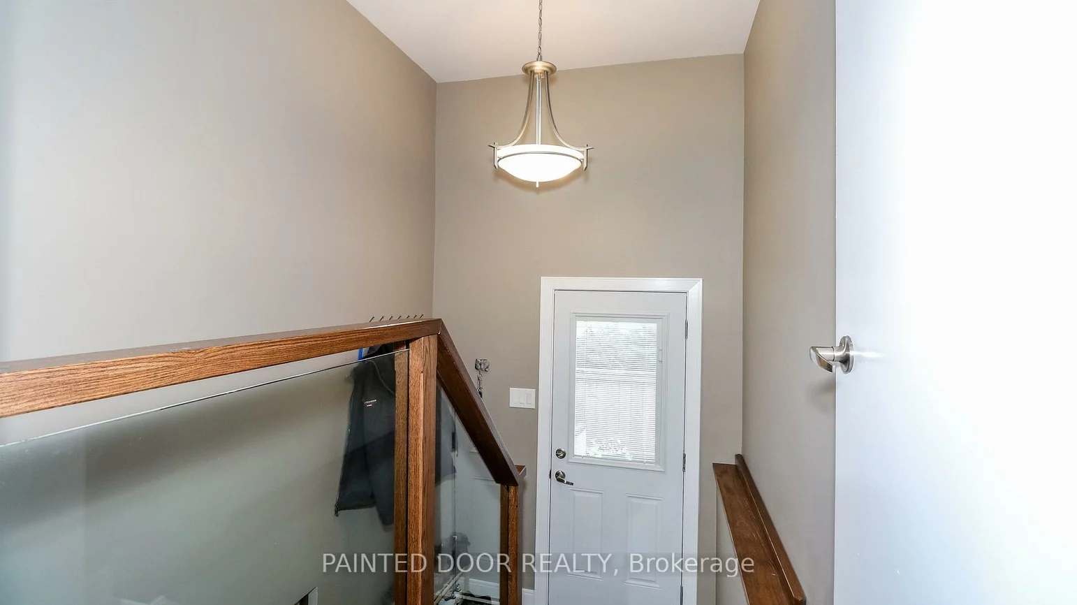 14, Steel, Grove East, Barrie