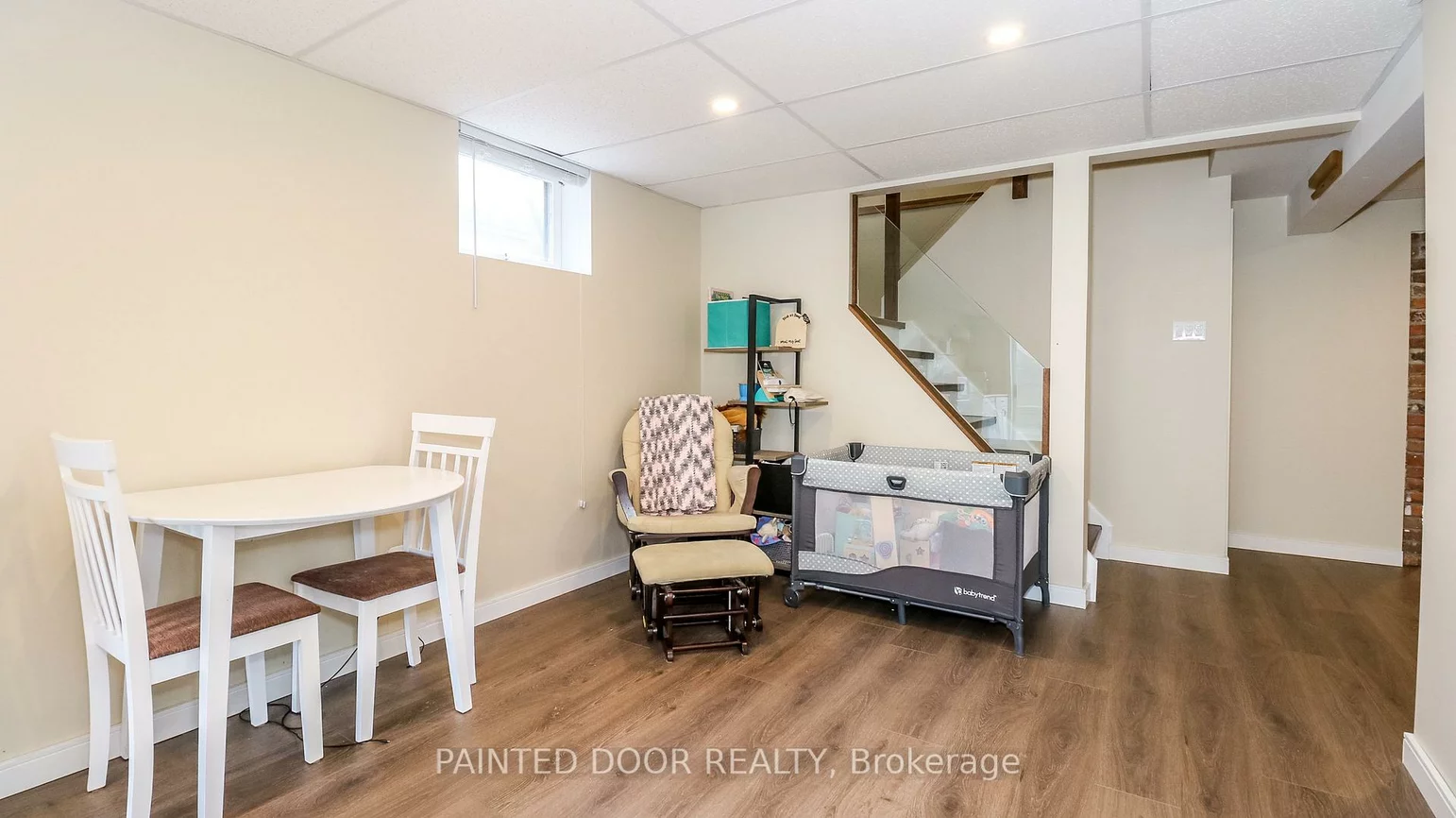 14, Steel, Grove East, Barrie