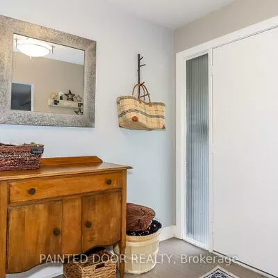 14, Steel, Grove East, Barrie