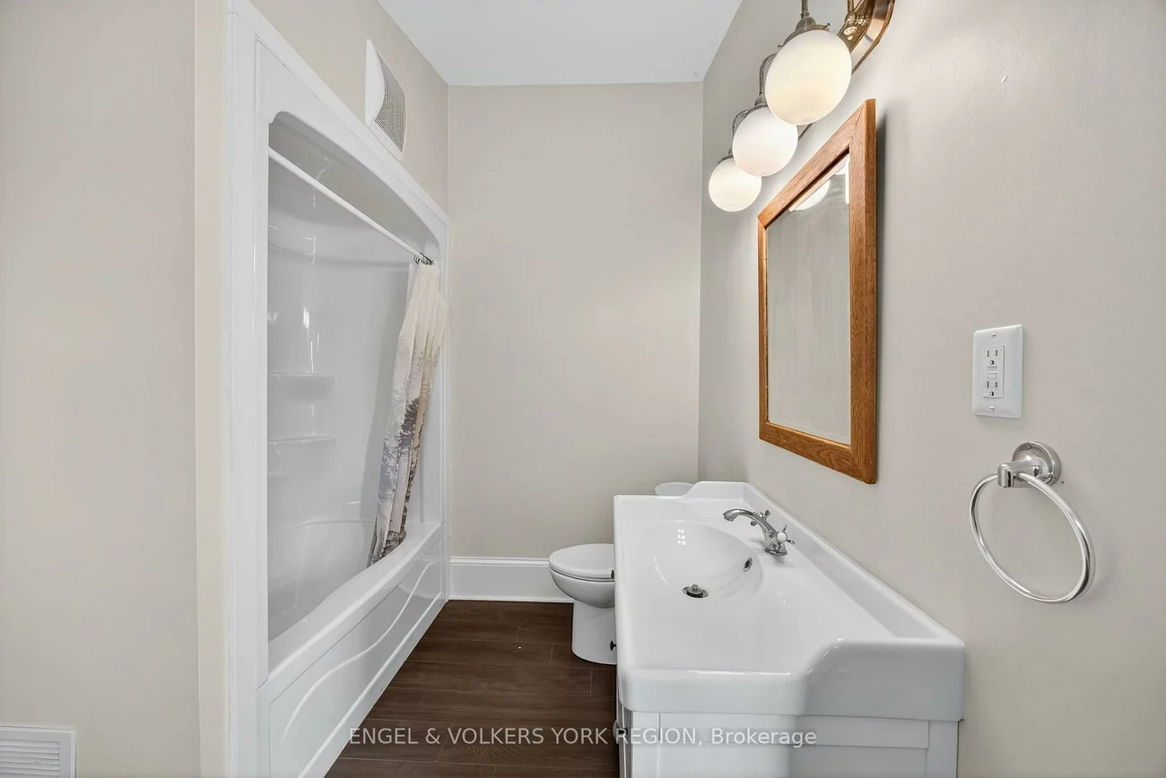 52, Parkside, Queen's Park, Barrie