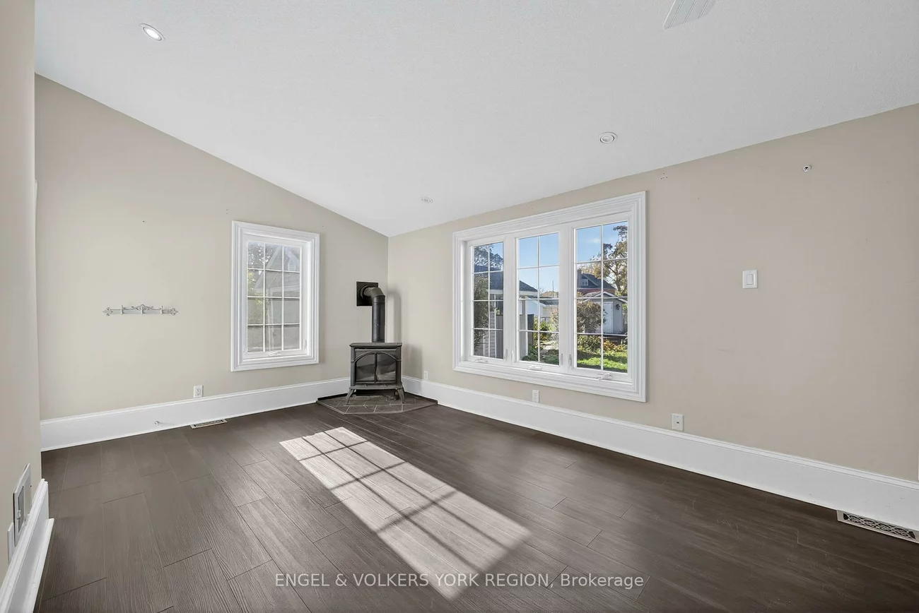 52, Parkside, Queen's Park, Barrie