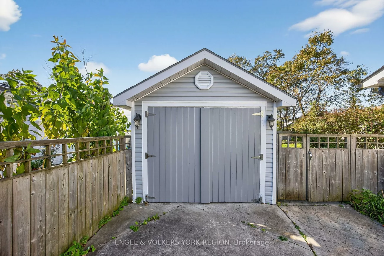 52, Parkside, Queen's Park, Barrie