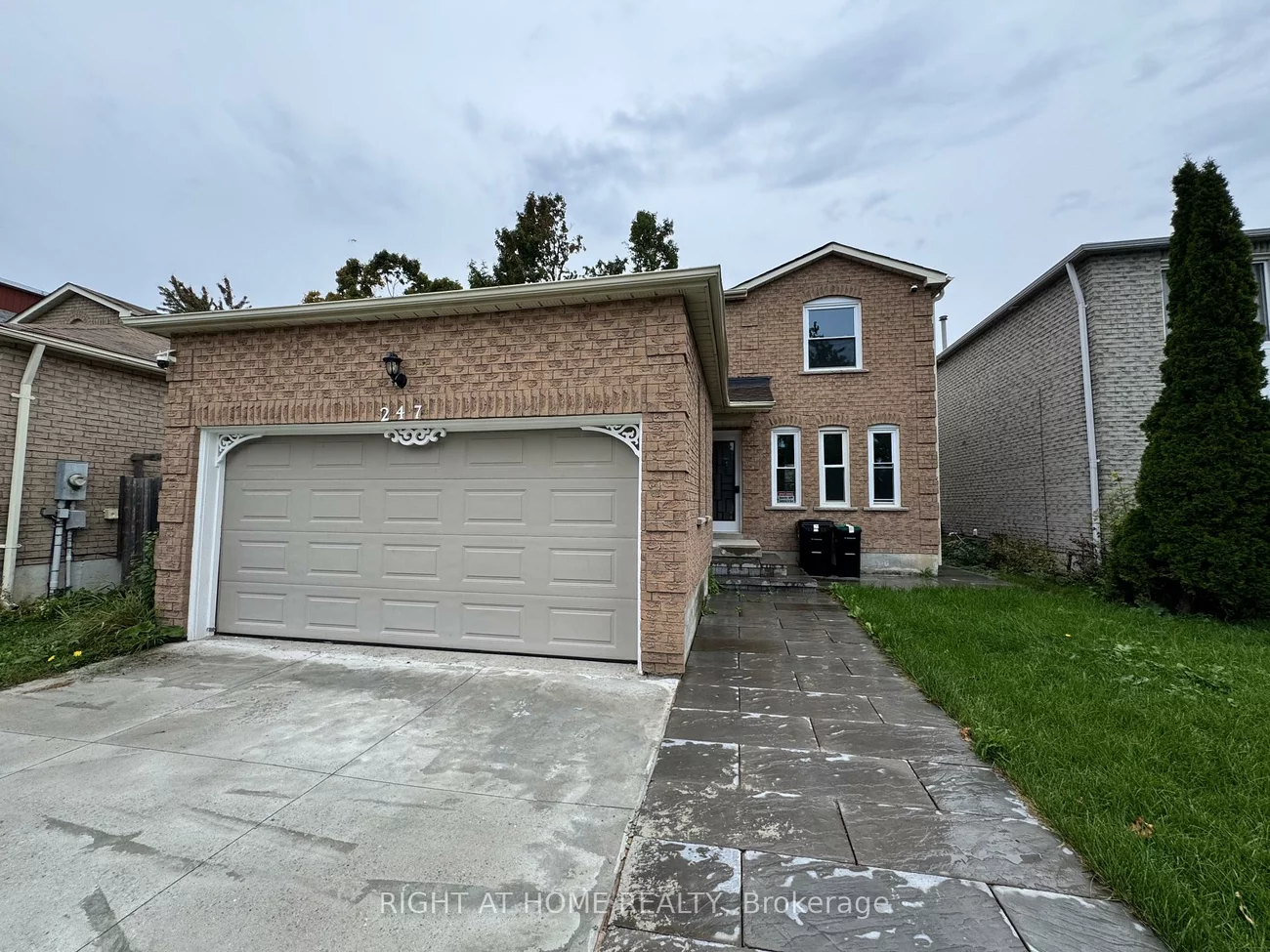 247, Hickling, Grove East, Barrie
