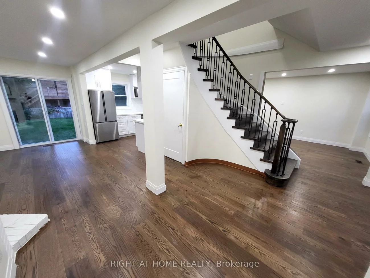 247, Hickling, Grove East, Barrie