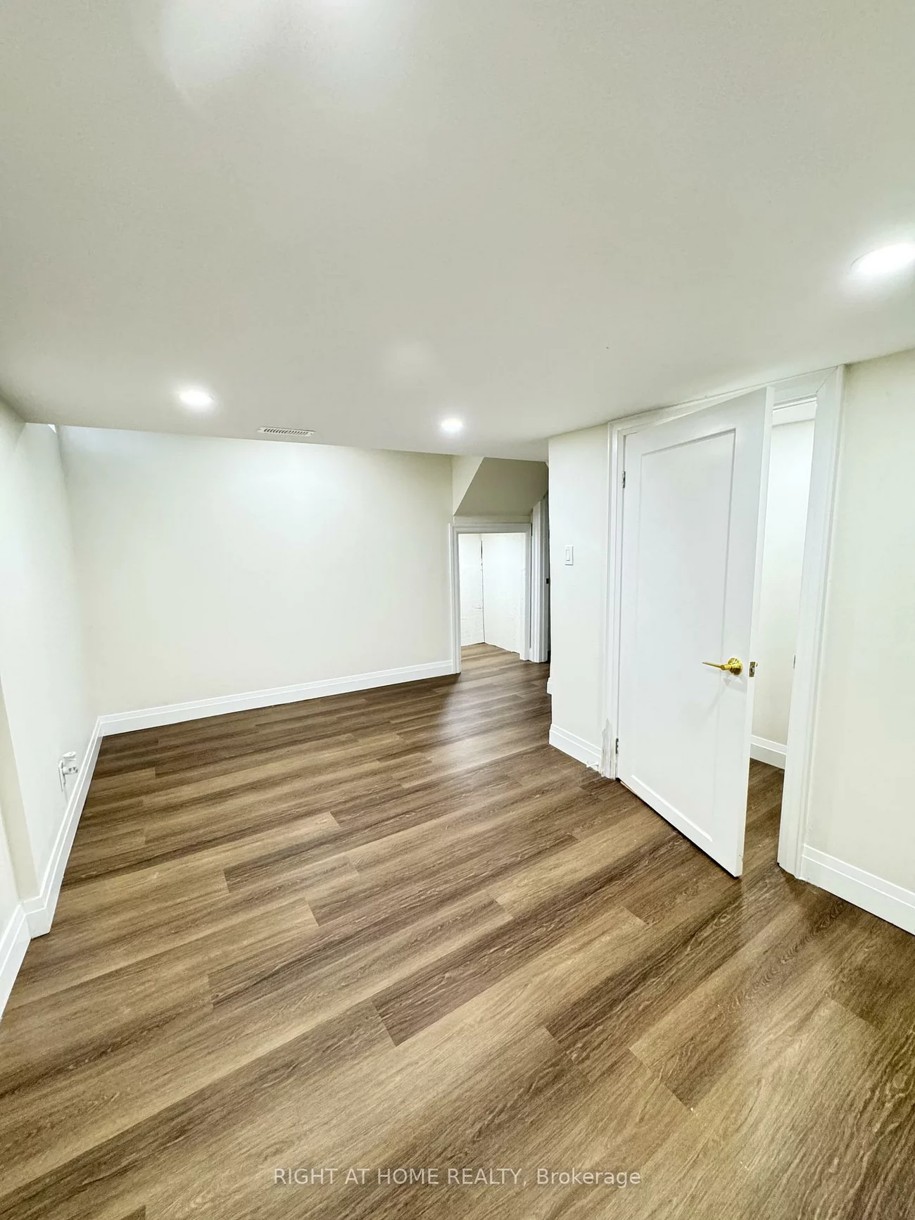 247, Hickling, Grove East, Barrie