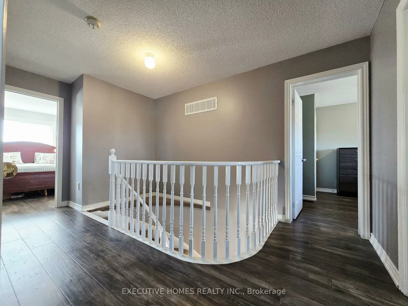 38, Sherwood, Northwest, Barrie