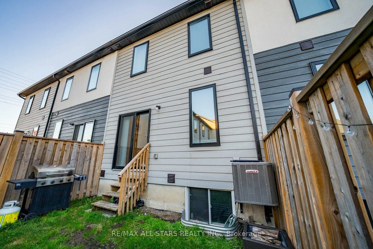 5, Stonehart, 400 North, Barrie