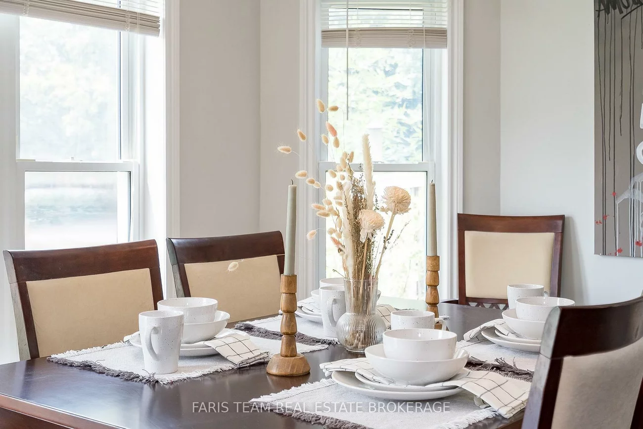 142, Livingstone, West Bayfield, Barrie