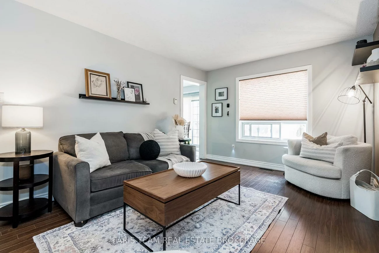 142, Livingstone, West Bayfield, Barrie