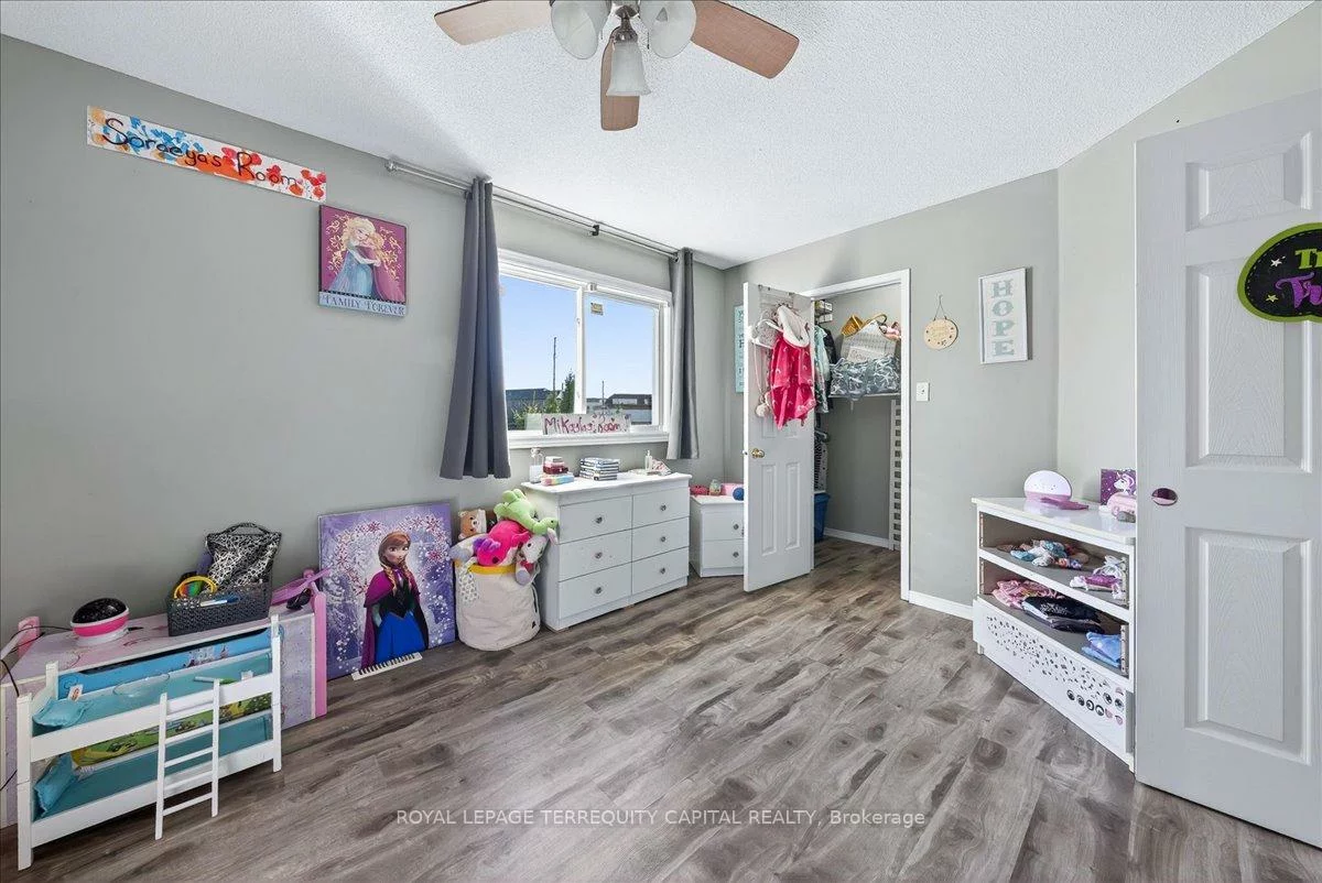 118, Leslie, Holly, Barrie