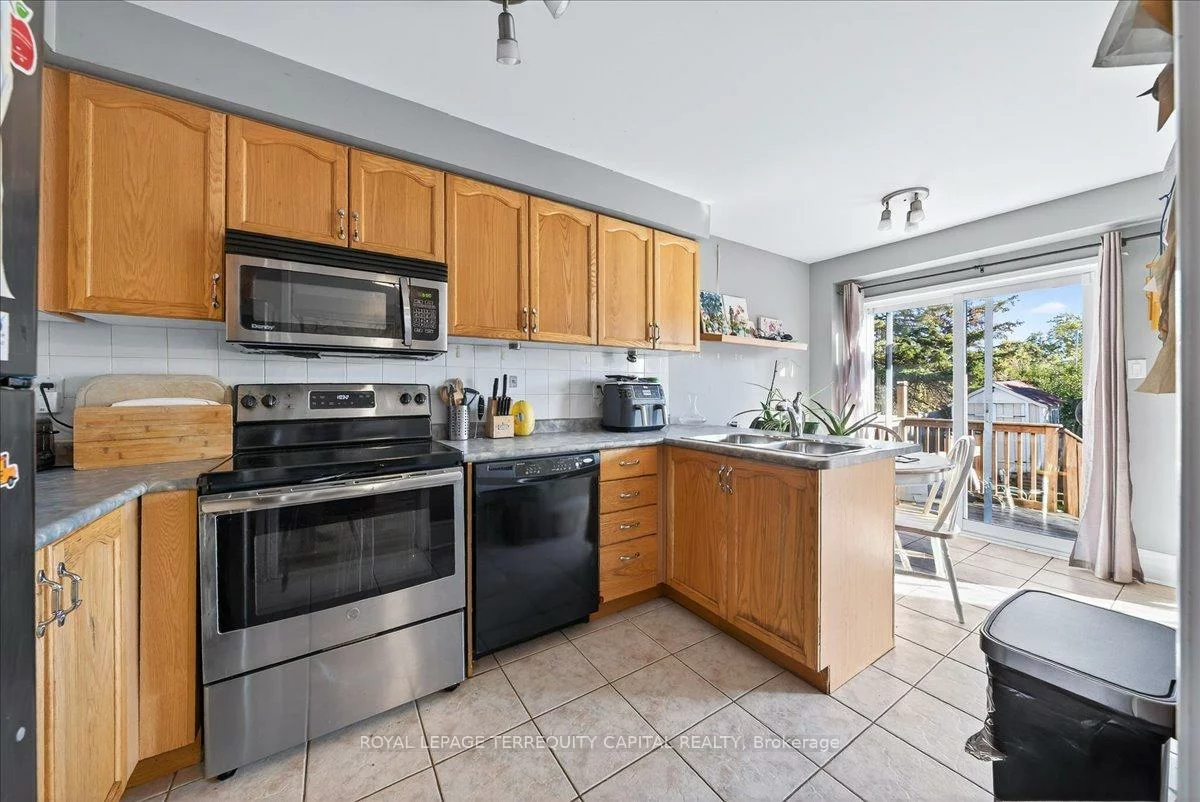 118, Leslie, Holly, Barrie