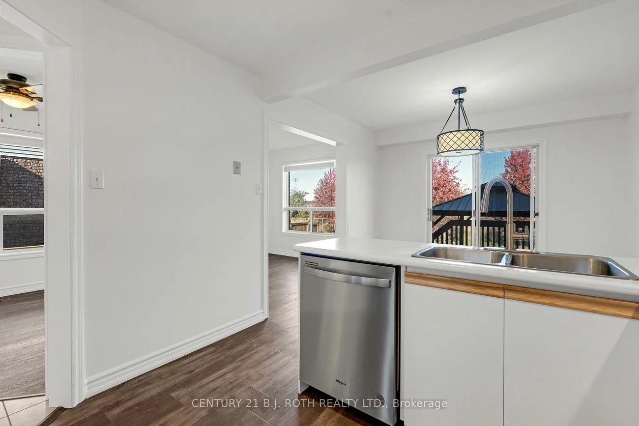 76, Arthur, Grove East, Barrie