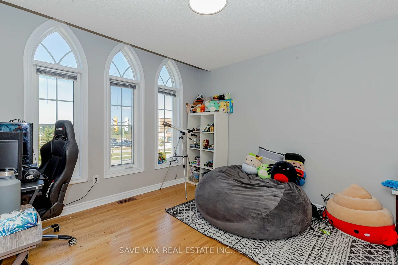 135, Prince William, Innis-Shore, Barrie