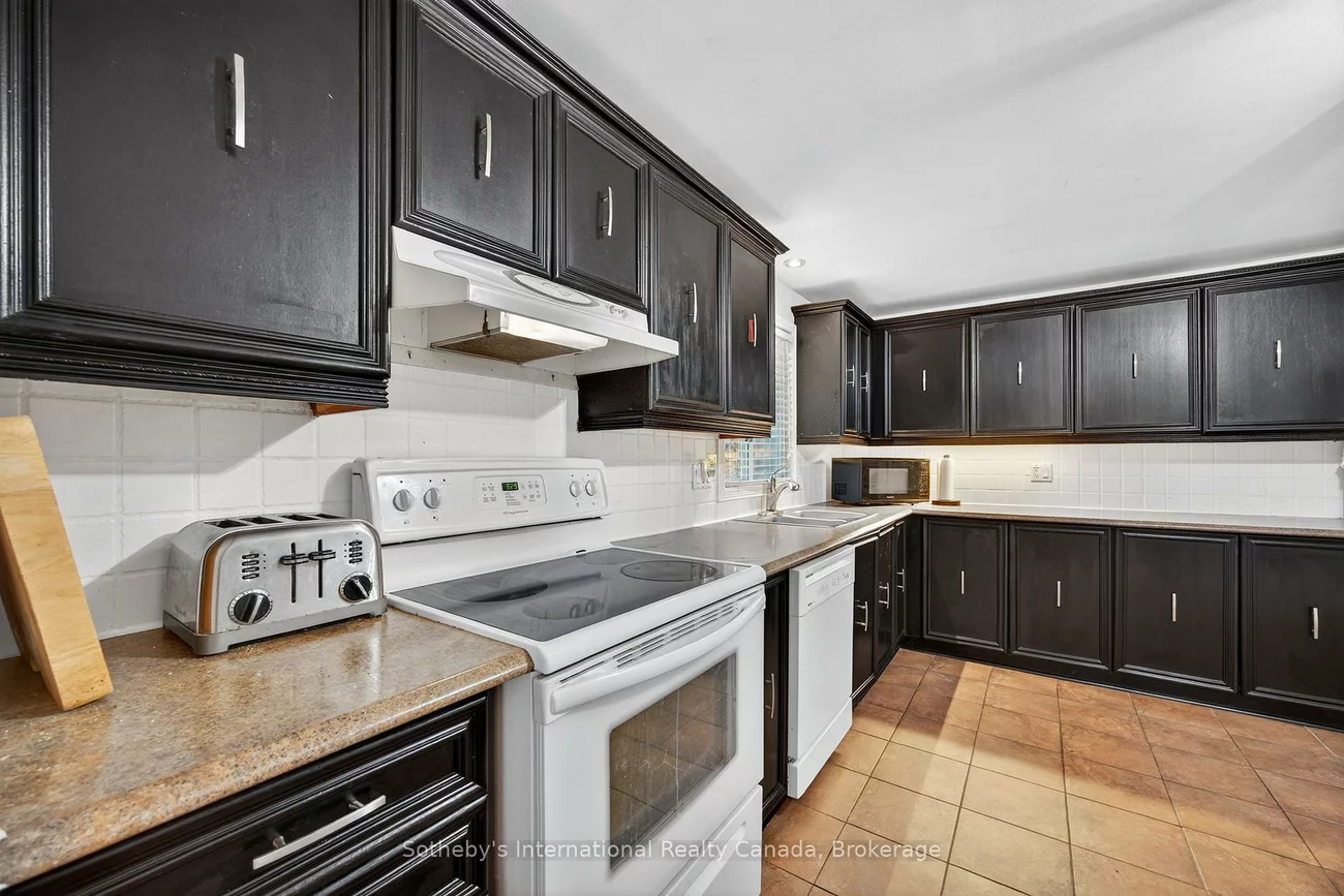 17, Coles, Sunnidale, Barrie