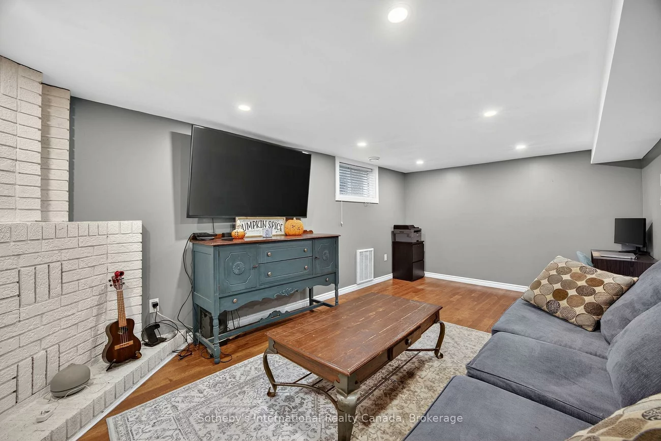 17, Coles, Sunnidale, Barrie