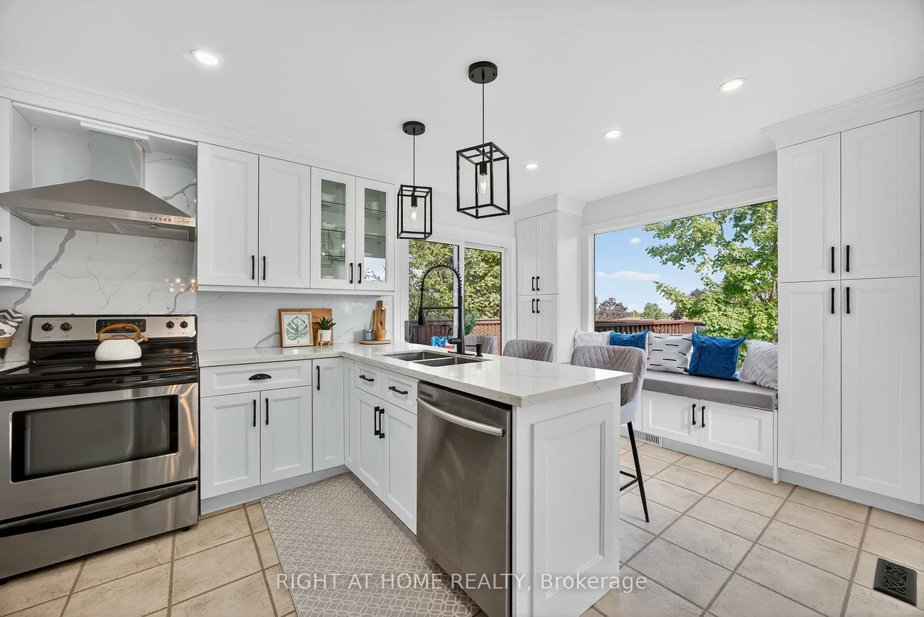 13, Orwell, Letitia Heights, Barrie